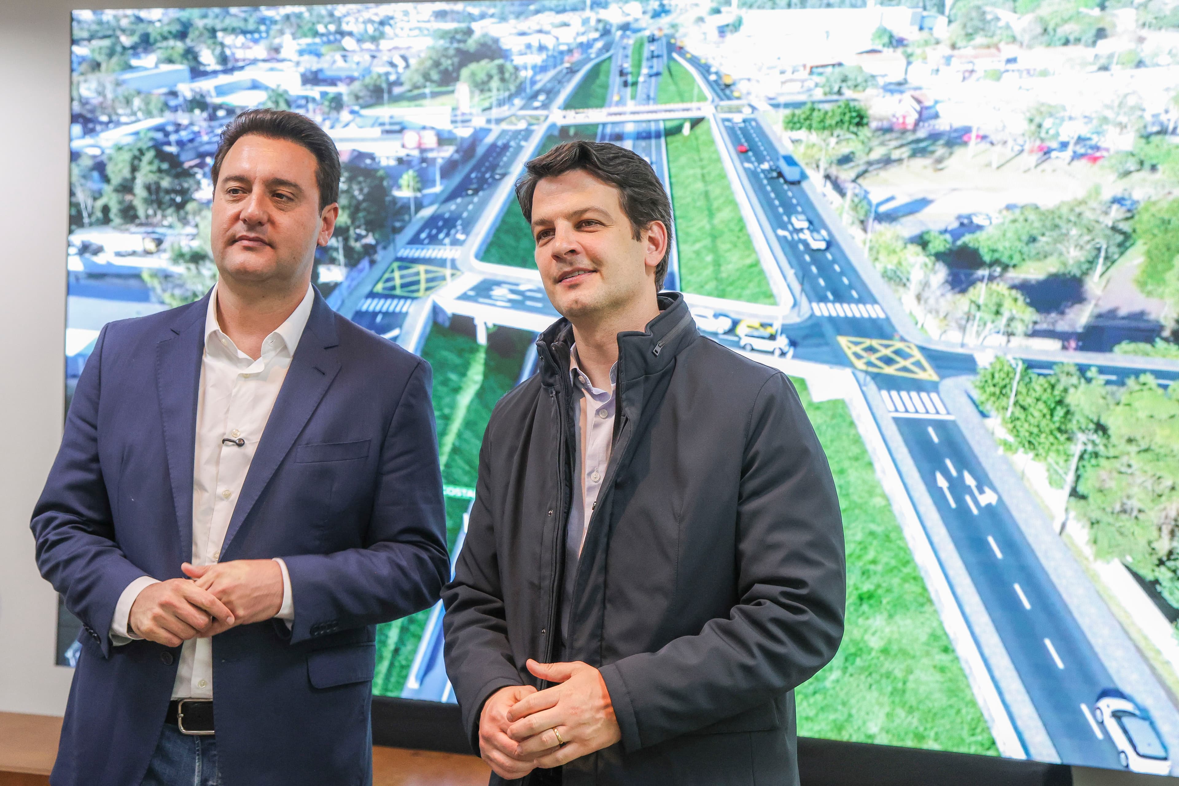 Novo Viaduto do Orleans promete destravar um dos maiores gargalos de trânsito de Curitiba
