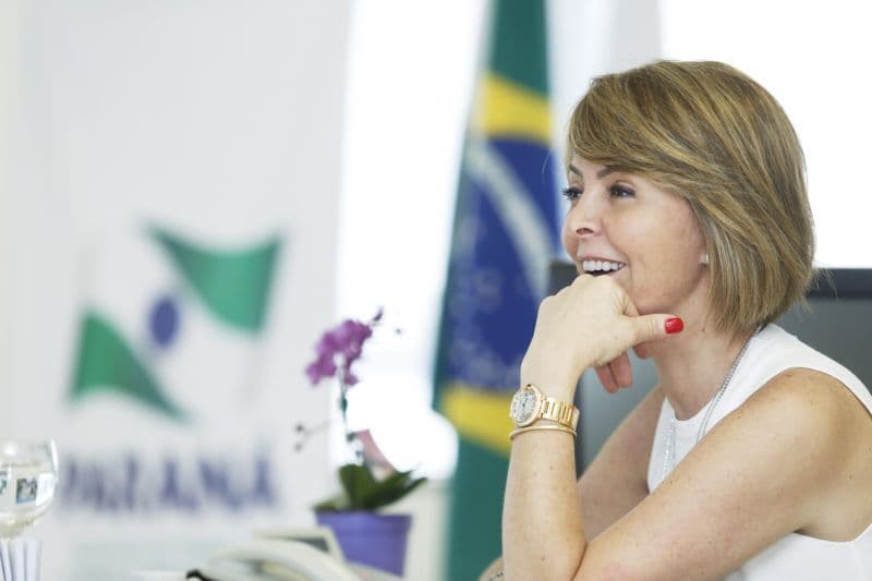 Fernanda Richa no centro da disputa: quando um nome vale mais que um partido