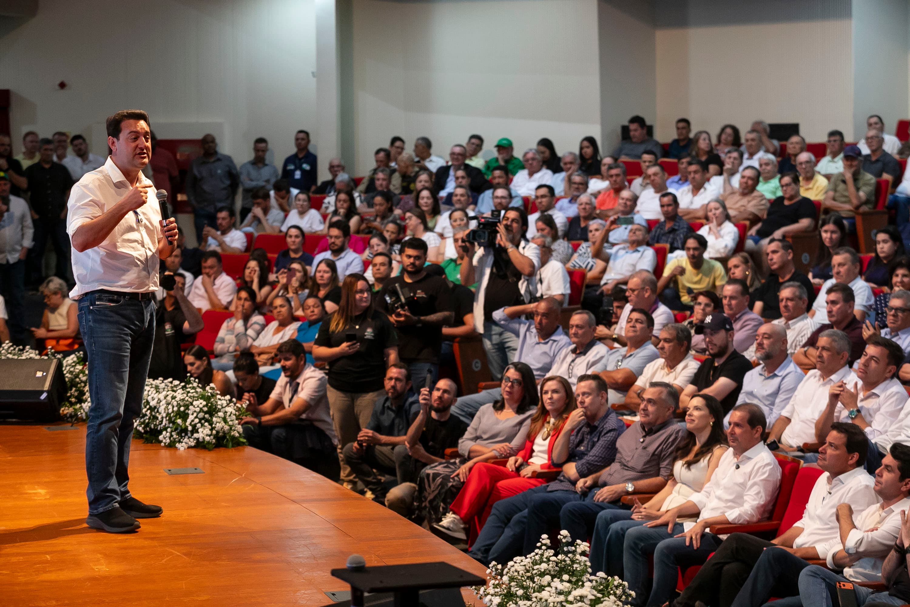 Entre o discurso e o movimento